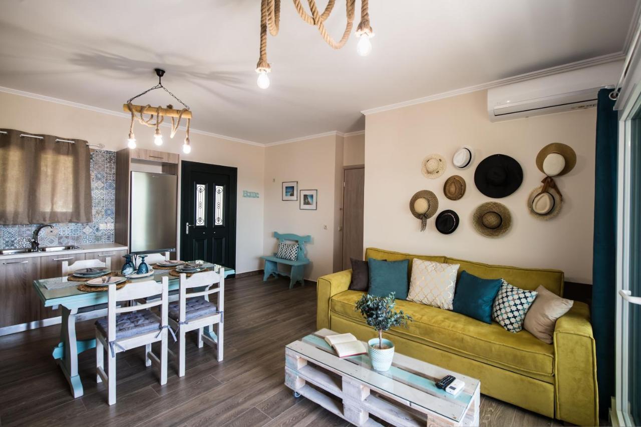 Casa De Blue Apartment Kariá Екстериор снимка
